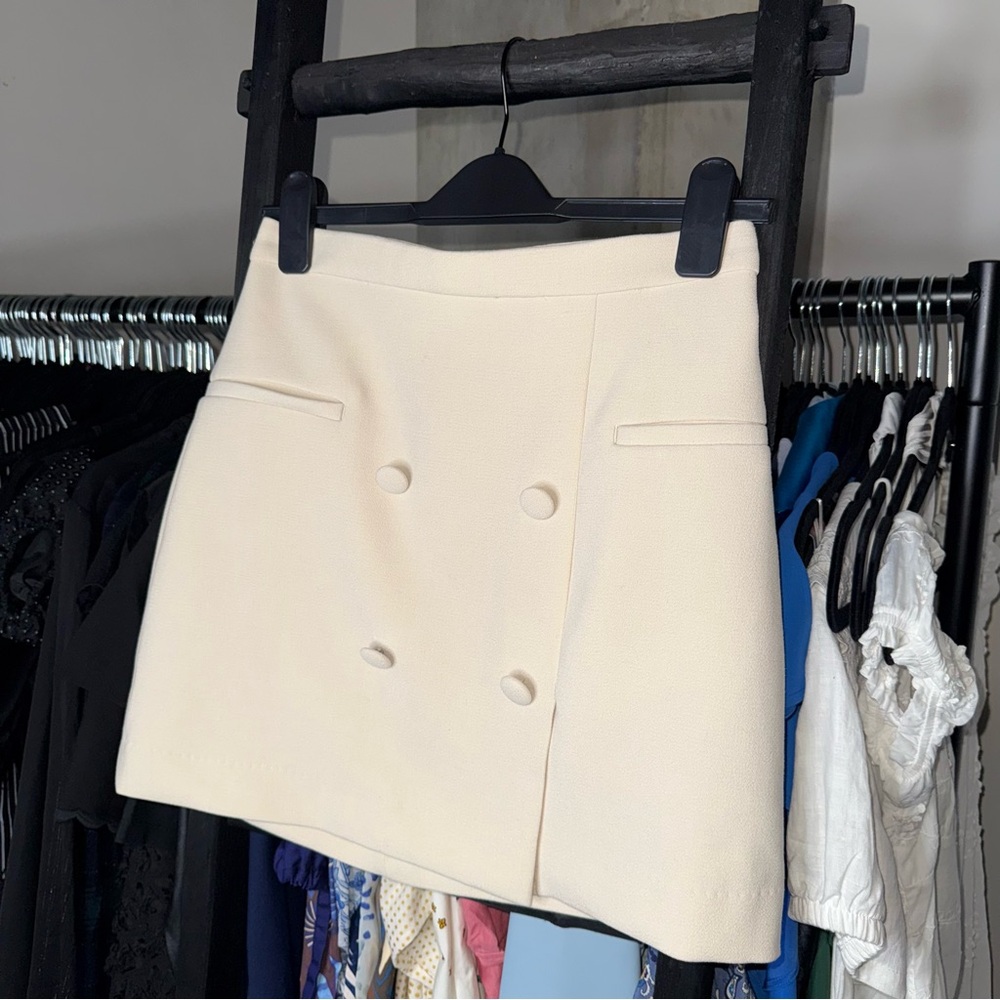 H&M Light Beige Structured Double Button-Front High Waist Mini Skirt